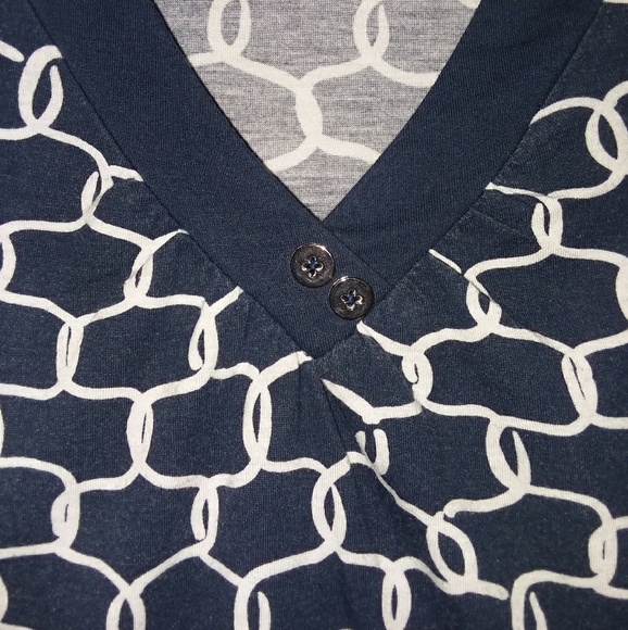 Liz Claiborne Navy&White V-Neck - Picture 3 of 8
